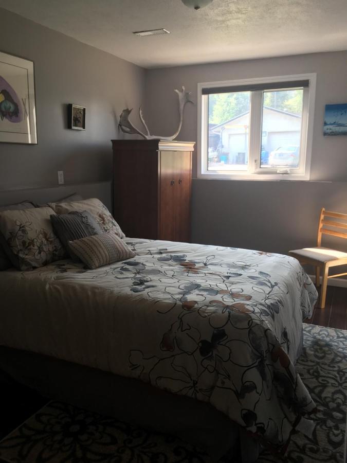 Bed and Breakfast Polar Nights à Yellowknife Extérieur photo